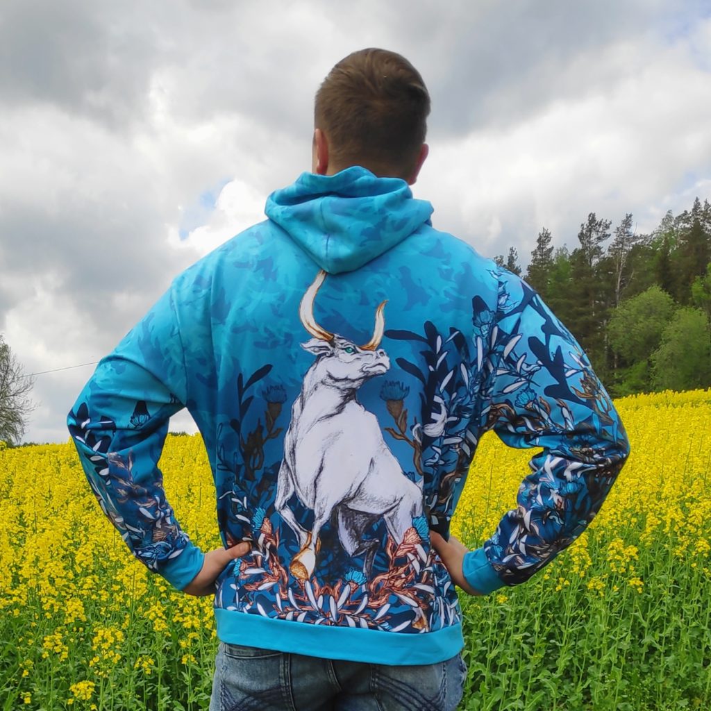 Kapuutsiga pusa härg