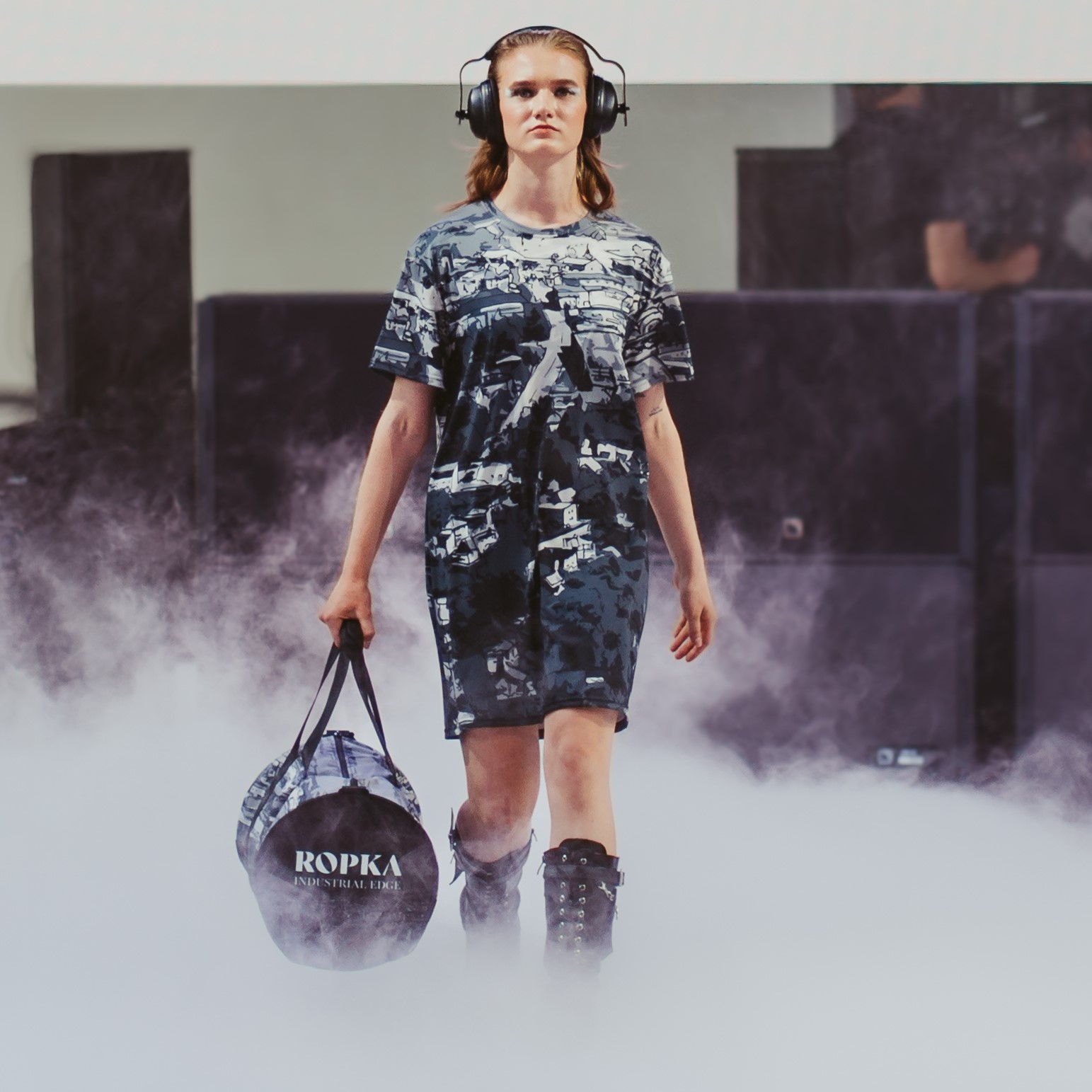 T-särk kleit Ropka laval eest T-särk kleit Ropka laval eest